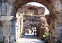 Gyges Has No Way to Escape